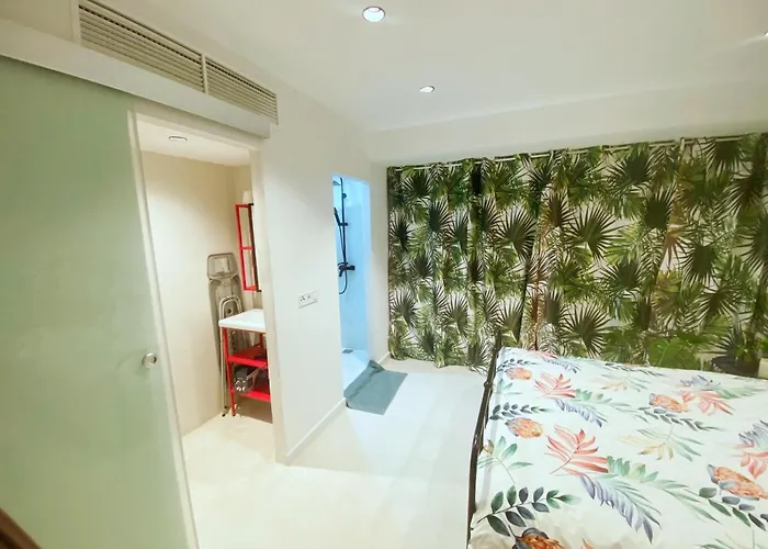 Hug Hotel2022 El Carrer del Canonge