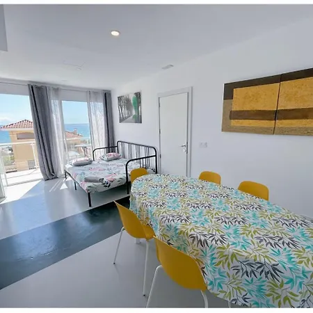 Hotel apartamentowy Masnou Aparthotel El Carrer del Canonge